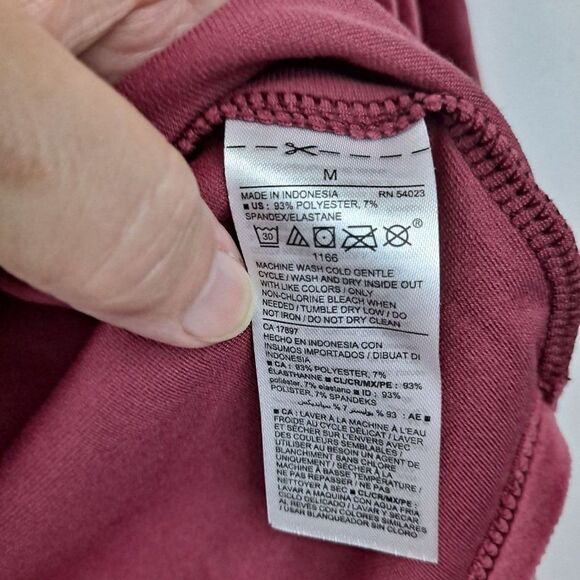 Gap Ladies Pullover velveteen top NWOT - Picture 8 of 11